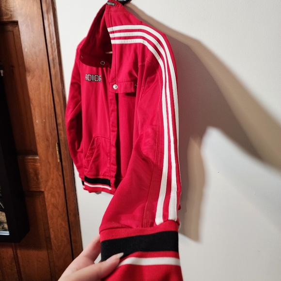 Adidas jacket - Picture 6 of 8